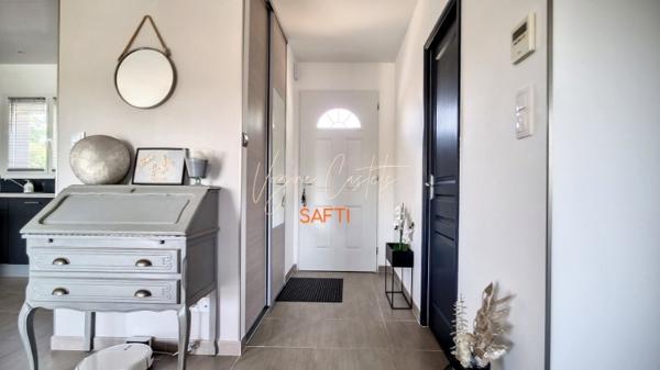 Maison 5 pièces - 107m2 - piscine chauffée