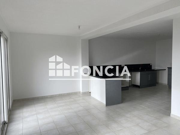 Location Appartement 3 pièces 66.28 m² - 3 AVENUE JEAN AICARD Le Luc En Provence 83340