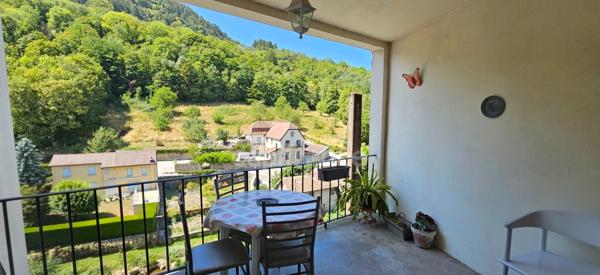 Appartement à vendre avec vue panoramique à Salins-Les-Bains  (39110)