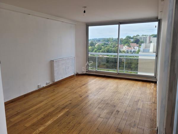 Appartement Saint Germain En Laye 3 pièce(s) 70 m2 235 000 € **  - Référence  18510