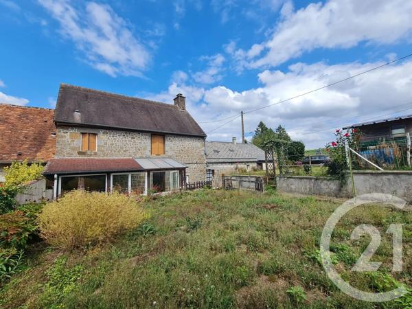 Maison à vendre  6 pièces - 95 m 2   DOMFRONT EN POIRAIE  - 61