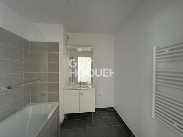 Appartement Stains 3 pièce(s) 60.90 m2