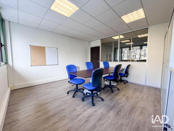 Bureaux à vendre 330 m² Bron