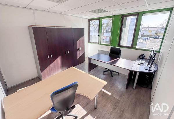 Bureaux à vendre 330 m² Bron