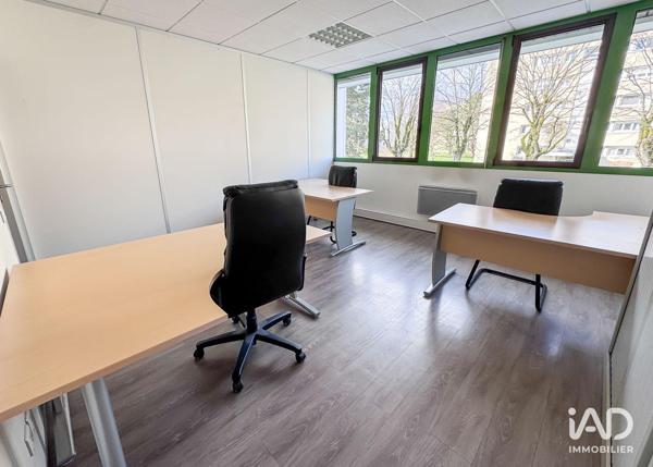 Bureaux à vendre 330 m² Bron
