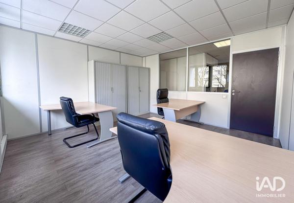 Bureaux à vendre 330 m² Bron