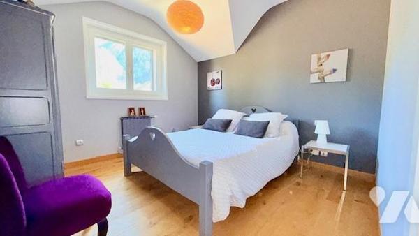 Maison bourgeoise 220m2 sur trois niveaux