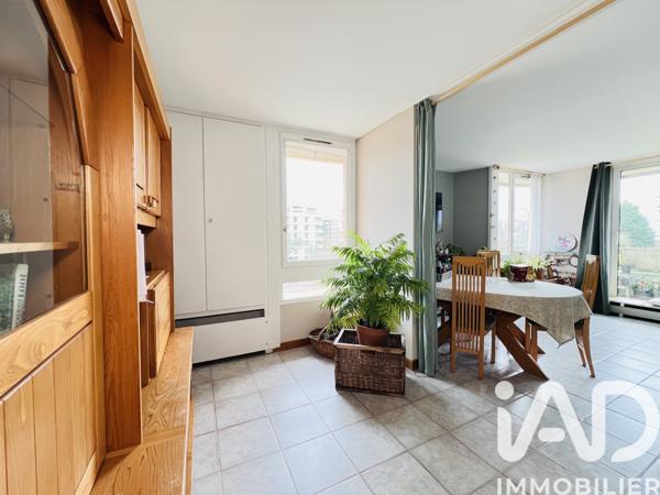 Appartement à vendre 5 pièces 103,3 m² Élancourt