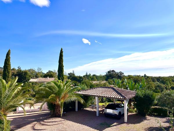 Ste lucie de porto vecchio (20144) Grande villa avec dépendance sainte Lucie de Porto Vecchio