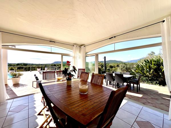 Ste lucie de porto vecchio (20144) Grande villa avec dépendance sainte Lucie de Porto Vecchio