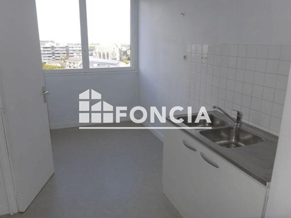 Location Appartement 2 pièces 57.84 m² - 88 RUE LAREVELLIERE Angers 49100