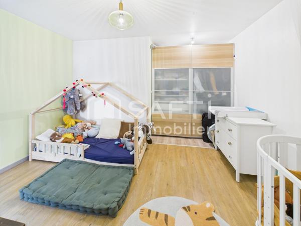 Appartement avec jardin et piscine