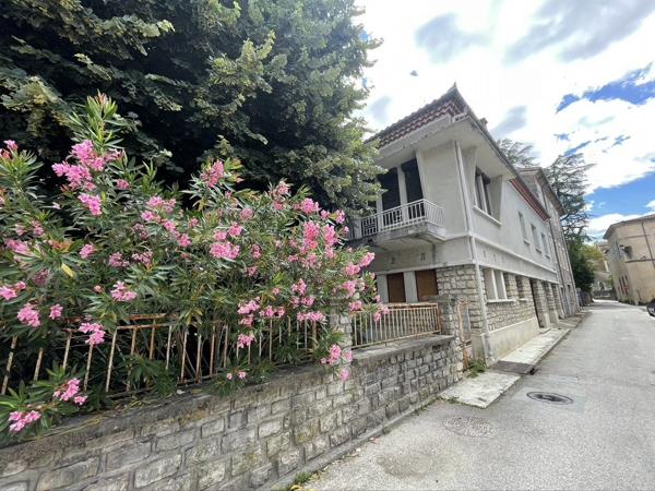 Maison bourgeoise de village