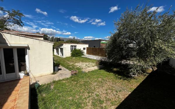 Maison à vendre    8 pièces • 186 m2 Mallemort