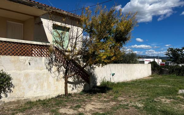 Maison à vendre    8 pièces • 186 m2 Mallemort