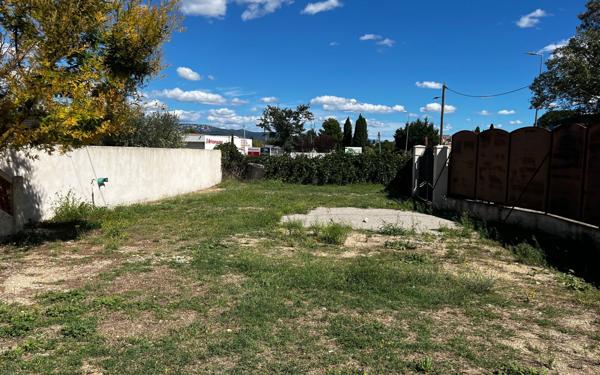 Maison à vendre    8 pièces • 186 m2 Mallemort