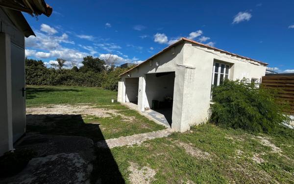 Maison à vendre    8 pièces • 186 m2 Mallemort