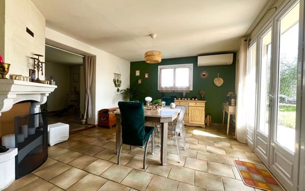 Maison à vendre    8 pièces • 186 m2 Mallemort