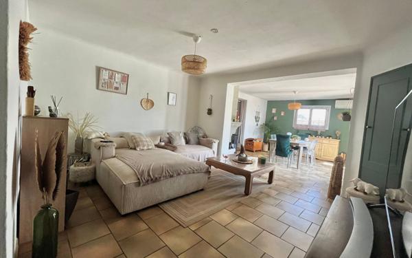 Maison à vendre    8 pièces • 186 m2 Mallemort