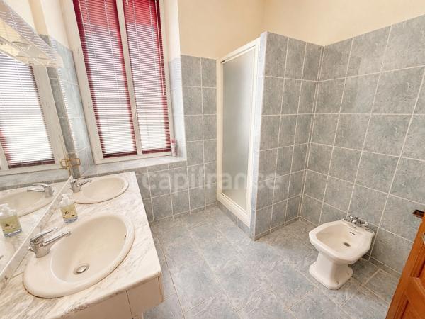 Immeuble à vendre LE CREUSOT (71)