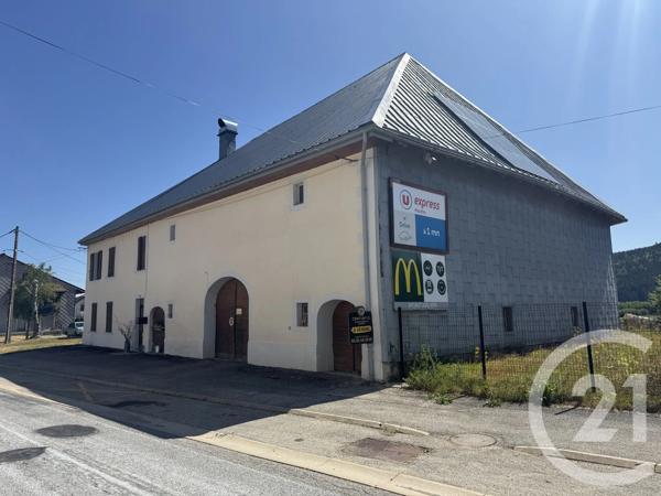 Maison à vendre  9 pièces - 216 m 2   MOUTHE  - 25