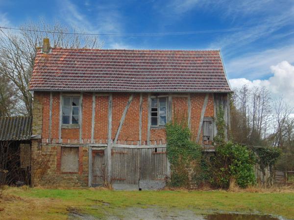 Ancien corps de ferme, 4chs, terrain 31 295 m², La Lande Patry