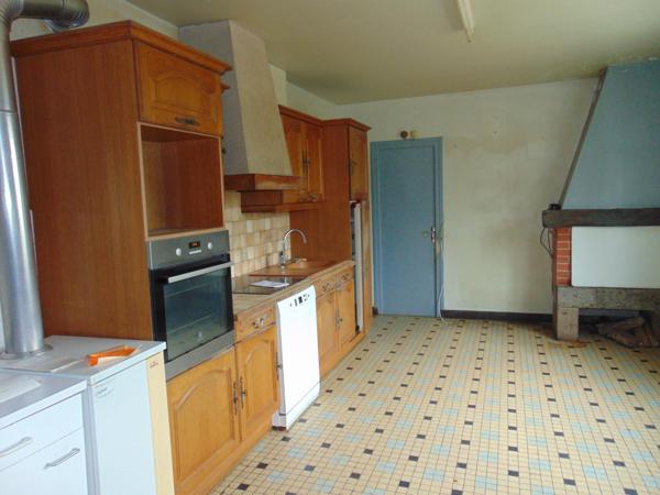 Ancien corps de ferme, 4chs, terrain 31 295 m², La Lande Patry