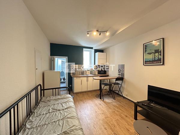 Location appartement près de POITIERS - 1 pièce(s) - 20 m² - 450 €/mois