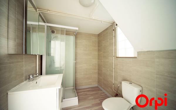 Maison à vendre    8 pièces • 212 m2 Mâcon