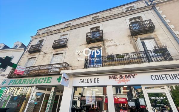 Immeuble à vendre    7 pièces • 341 m2 Montluçon