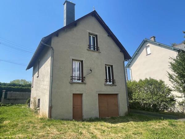 MAISON PROCHE DU CENTRE BOURG DE RIOM-ES-MONTAGNES Riom-ès-Montagnes (15400)