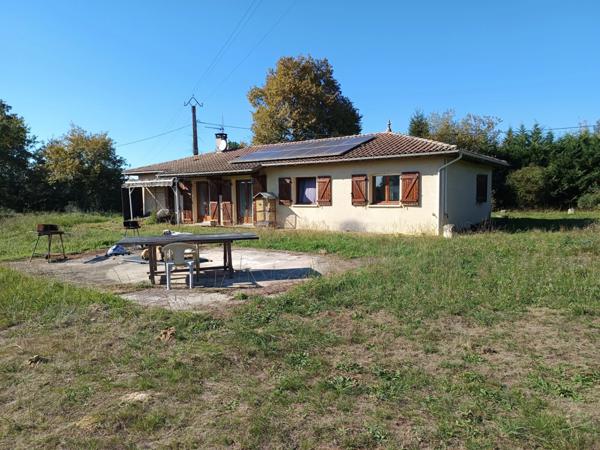 MAISON PLAIN-PIED 4 CHAMBRES AU CALME SANS VIS A VIS SUR LA CAMPAGNE