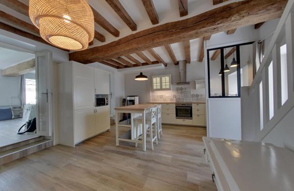 À louer ? Maison entièrement rénovée avec piscine ? Vermenton