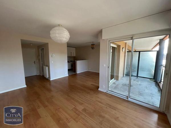 Appartement à louer 4 pièces 84.9m²