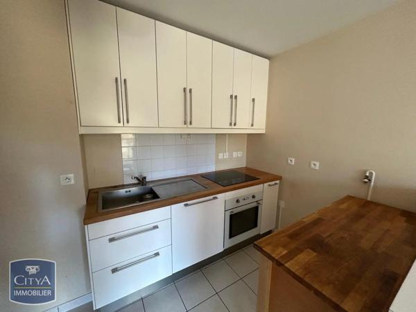 Appartement à louer 4 pièces 84.9m²