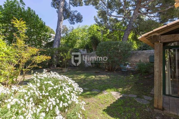 Marseille 8ème La Pointe Rouge-Villa d'Exception / Jardin / Dépendance