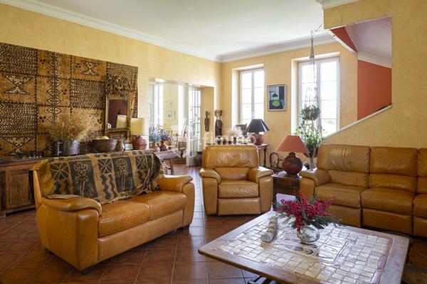 Marseille 8ème La Pointe Rouge-Villa d'Exception / Jardin / Dépendance