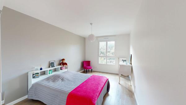 Maison Chatenay Malabry 7 pièce(s) ; Arboretum ; Commerces ; T10 ; RER B ; Box 60m2
