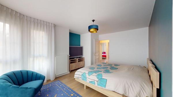 Maison Chatenay Malabry 7 pièce(s) ; Arboretum ; Commerces ; T10 ; RER B ; Box 60m2