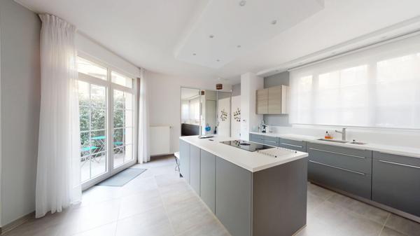 Maison Chatenay Malabry 7 pièce(s) ; Arboretum ; Commerces ; T10 ; RER B ; Box 60m2