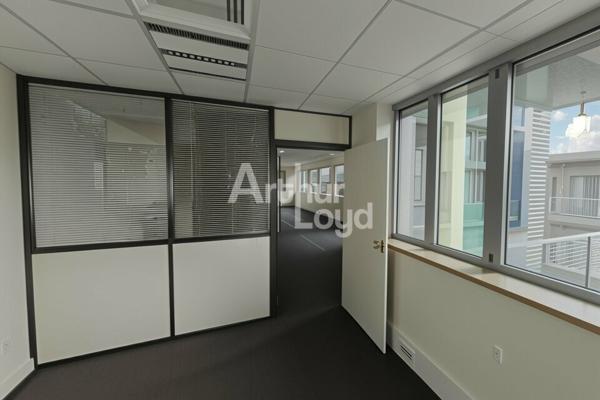 Lot 101 À LOUER – Bureaux de 82m2 situé à Savoie Technolac