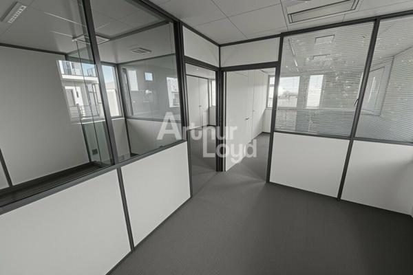 Lot 101 À LOUER – Bureaux de 82m2 situé à Savoie Technolac