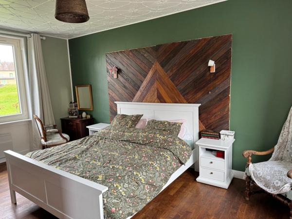 Maison rénovée tout récemment !  Jardin et garage