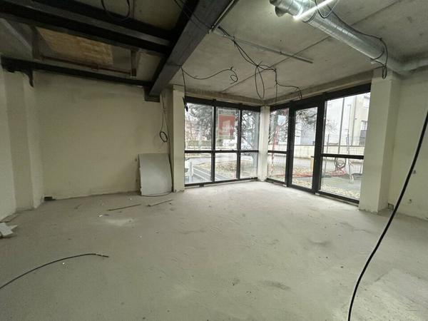 BUREAUX à LOUER de 231 m²