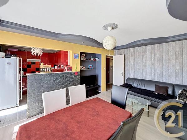 Appartement F3 à vendre  3 pièces - 55,20 m 2   BELFORT  - 90