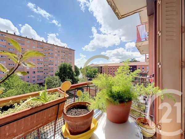 Appartement F3 à vendre  3 pièces - 55,20 m 2   BELFORT  - 90