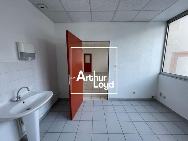 Bureaux à vendre Nîmes immeuble Valmédica agencement fonctionnel 70 m²