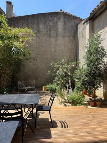 MAISON DE VILLE D'EXCEPTION ENTRE BASTIDE ET CITÉ