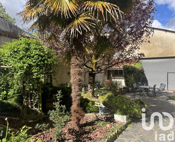 Maison à vendre 7 pièces 246 m² Parthenay