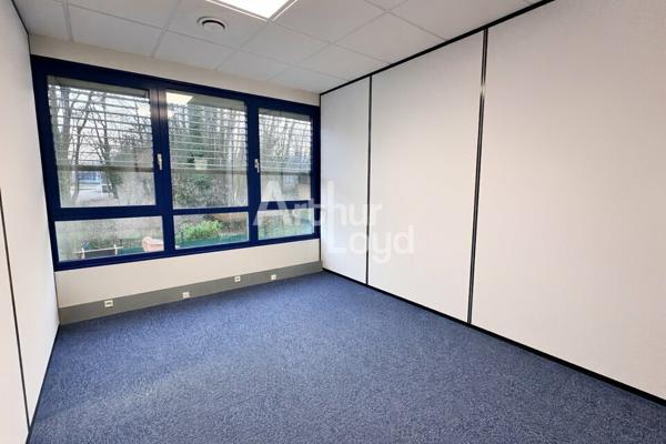 A LOUER - BUREAU DE 10m2 - TECHNOLAC